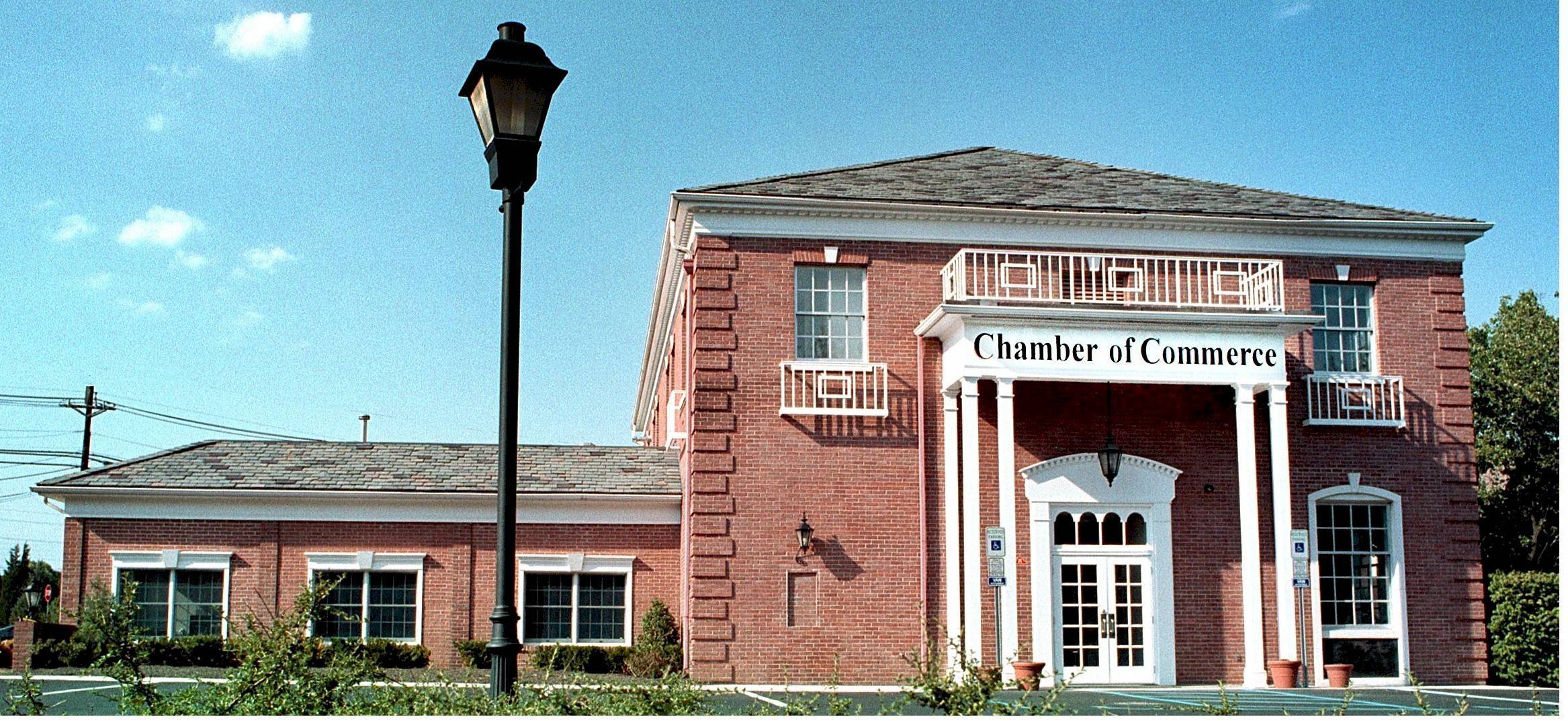 0b09ac13ae7eb5edf759_Chamber_Bldg_color.jpg