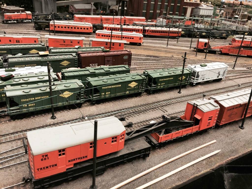 0b166886a681bcc799dd_Model_RR_Yard.jpg