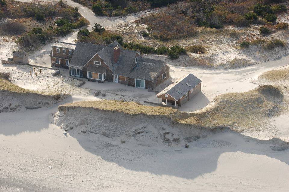 0b6bc524490edf9cbf3b_sompixgovernorbeachhouse.jpg