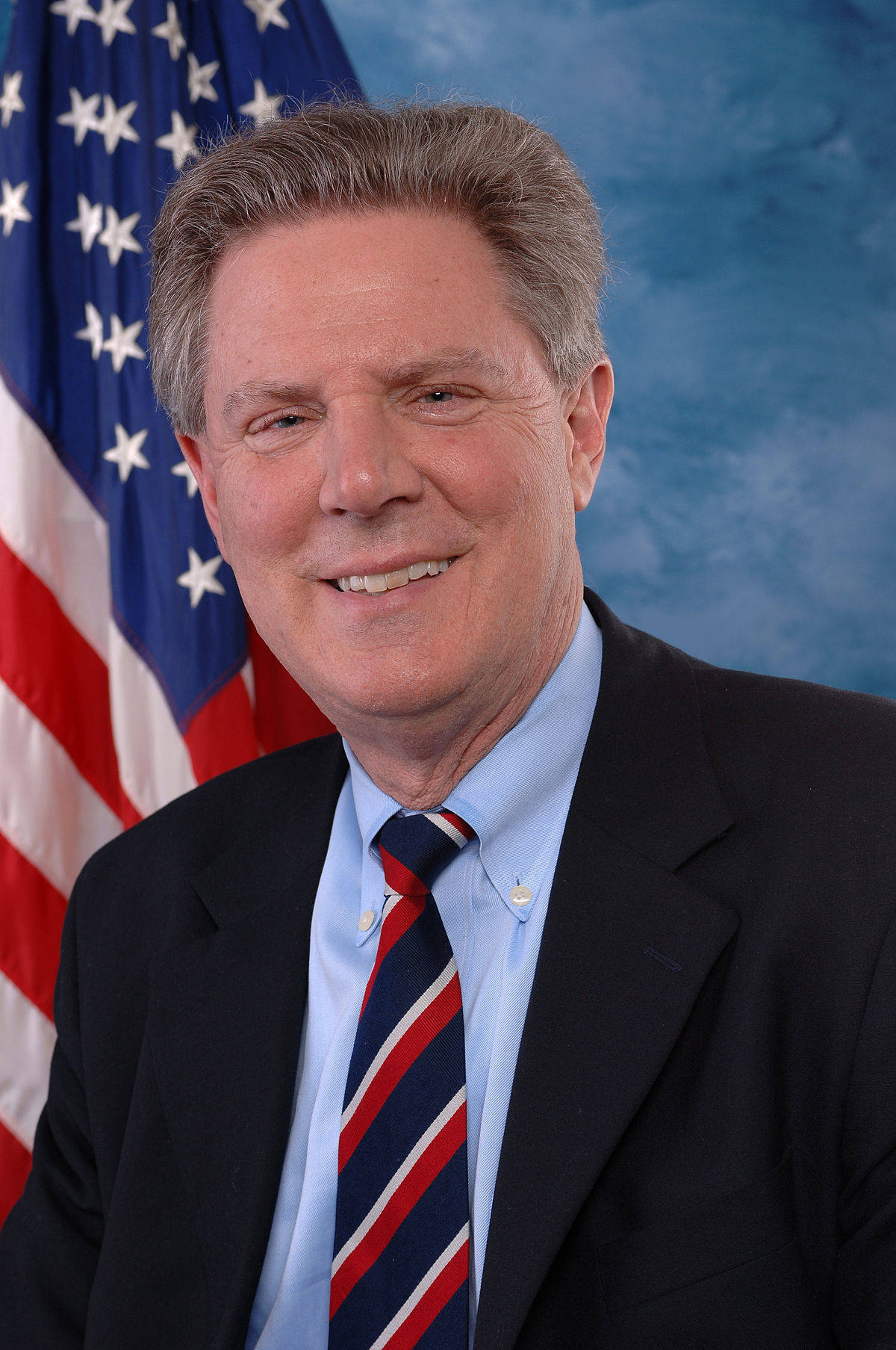 0ed29dade8095cf888ed_Pallone.jpg