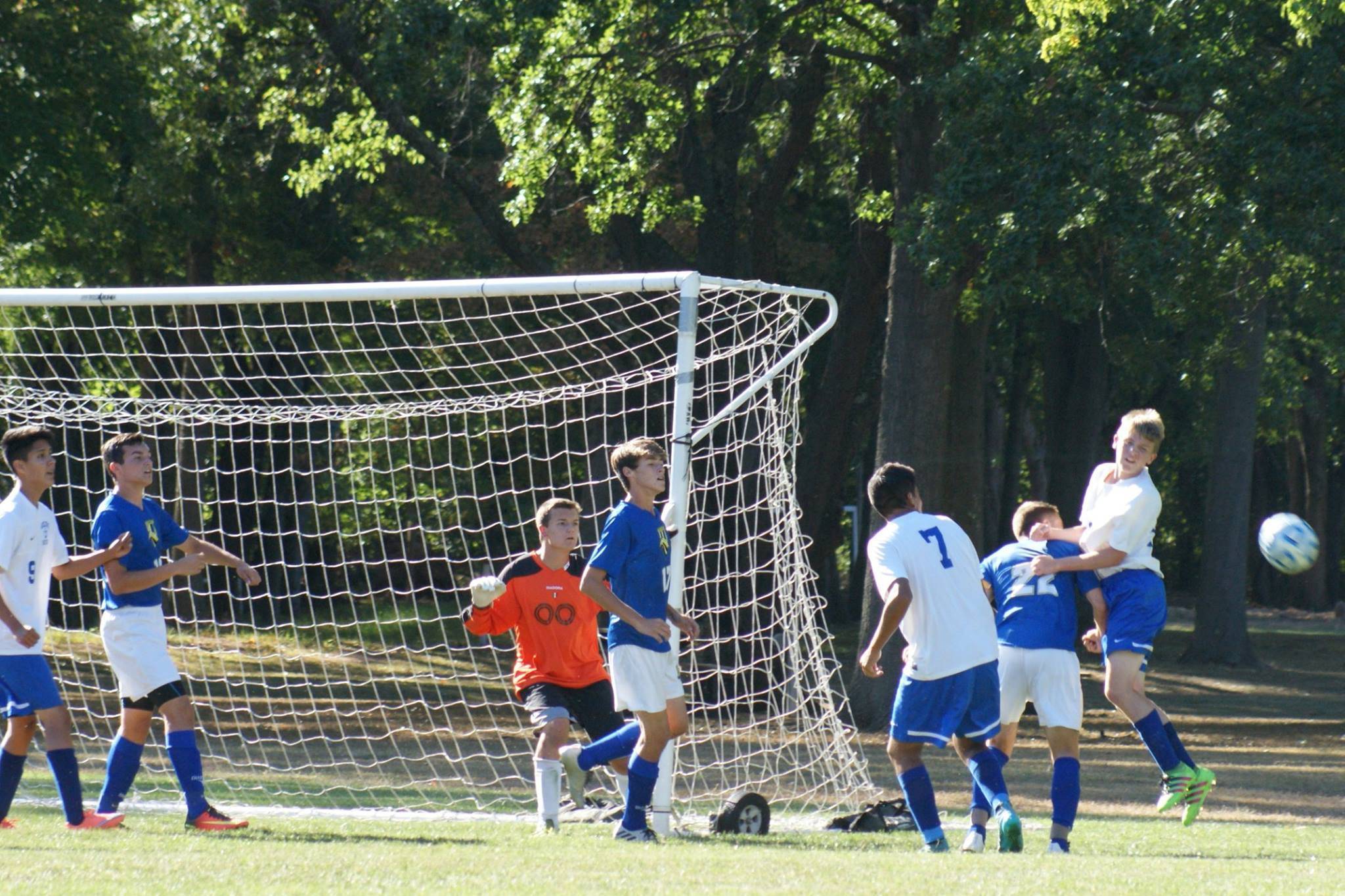 1181311c87fdbad8d49f_soccer.jpg