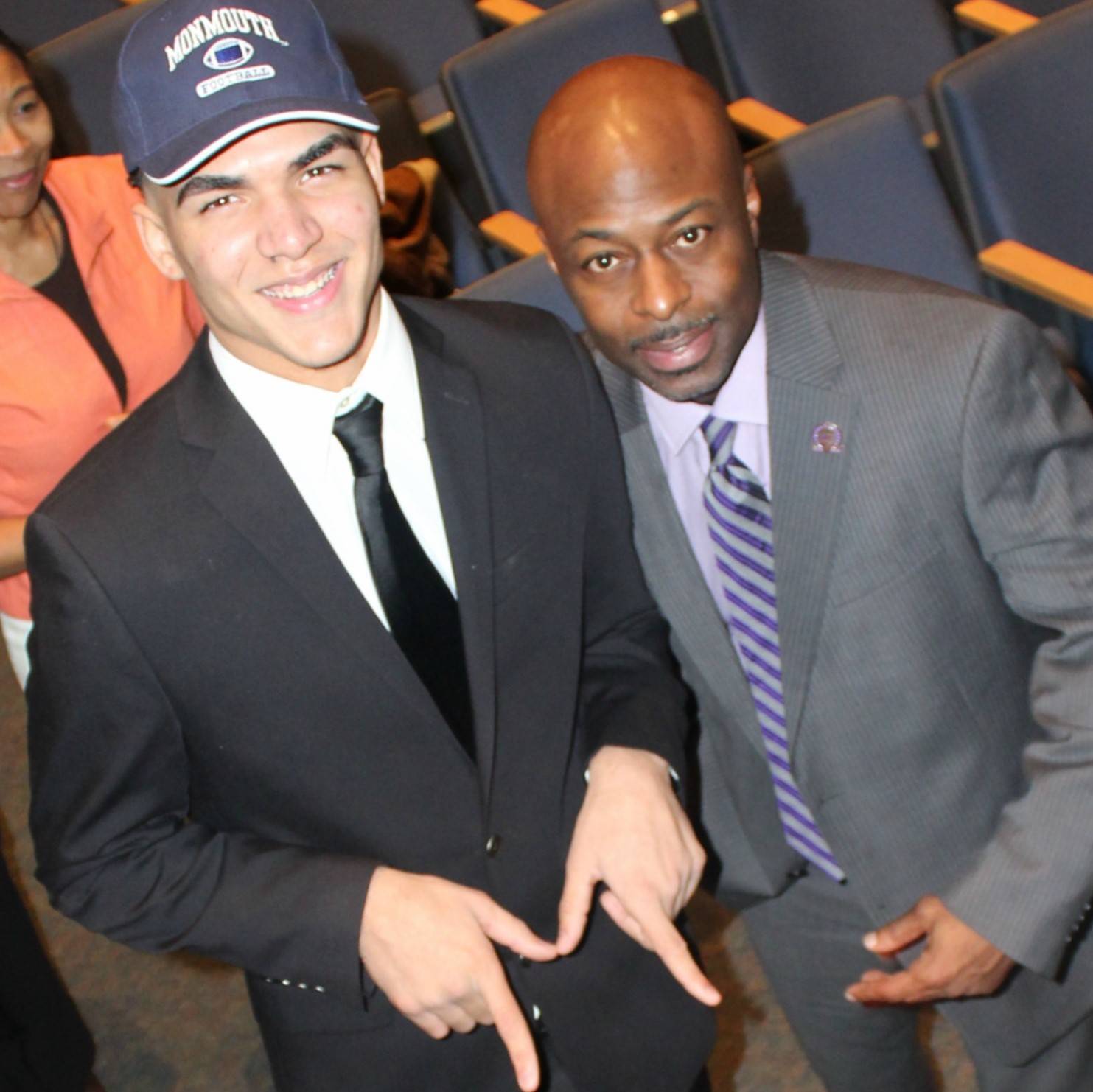1310991c7f395e4e9504_image_5_pimentel.jpg