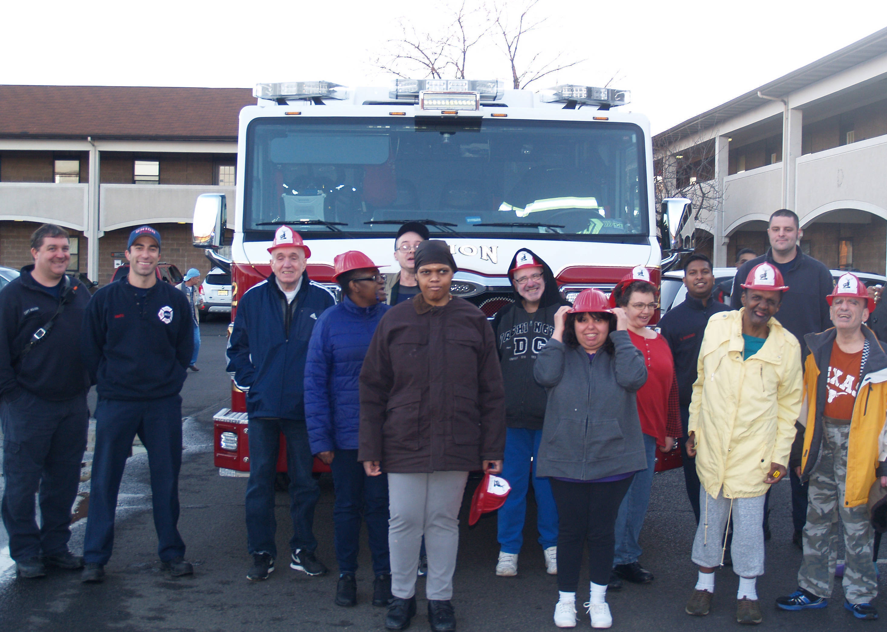 13952ab9c6e77b6948eb_3da8c334c6d467f712de_firefighter_3-28-17_3.jpg