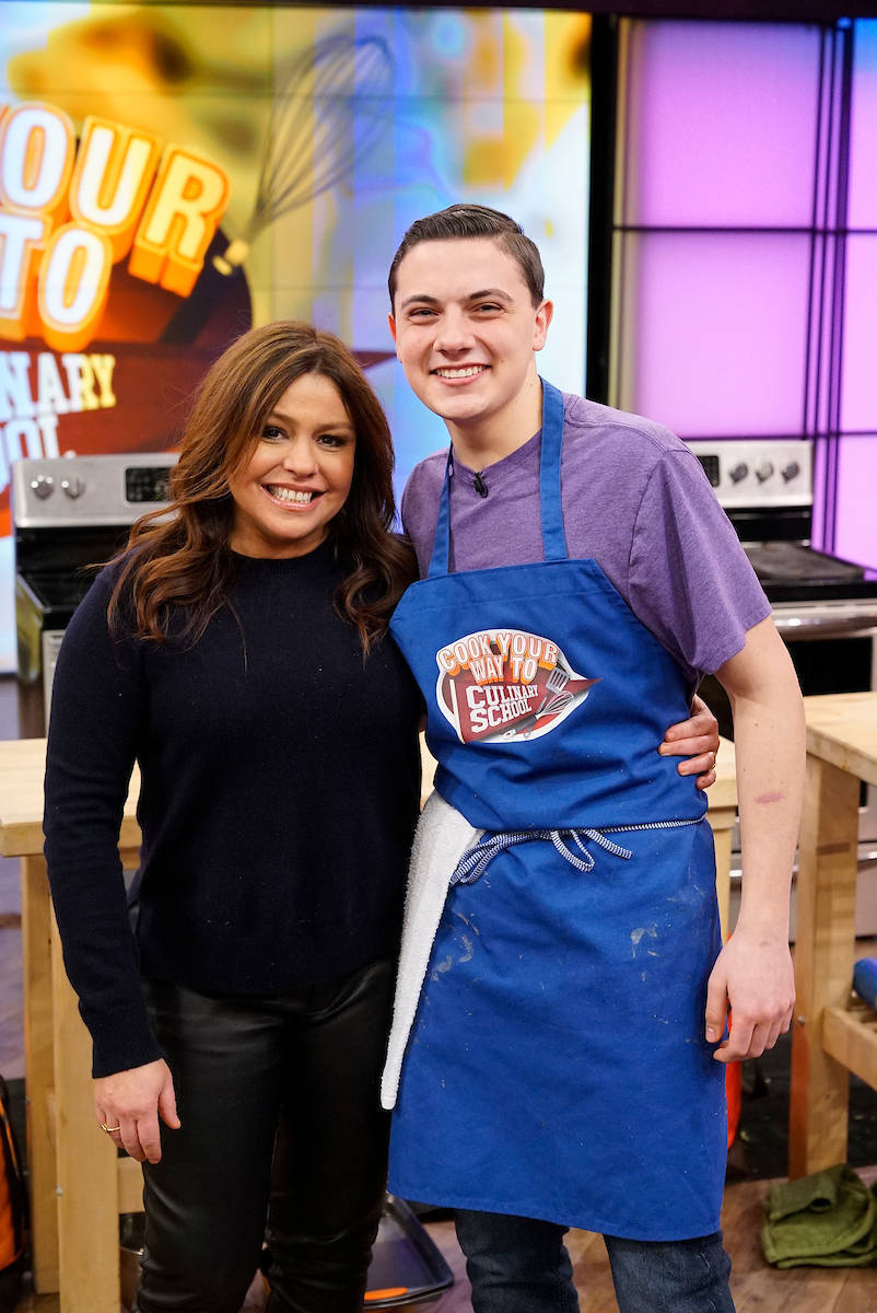 14330cd01970c834f97a_f47b127b9447896aff26_Nick_Capone___Rachel_Ray_2018.jpeg
