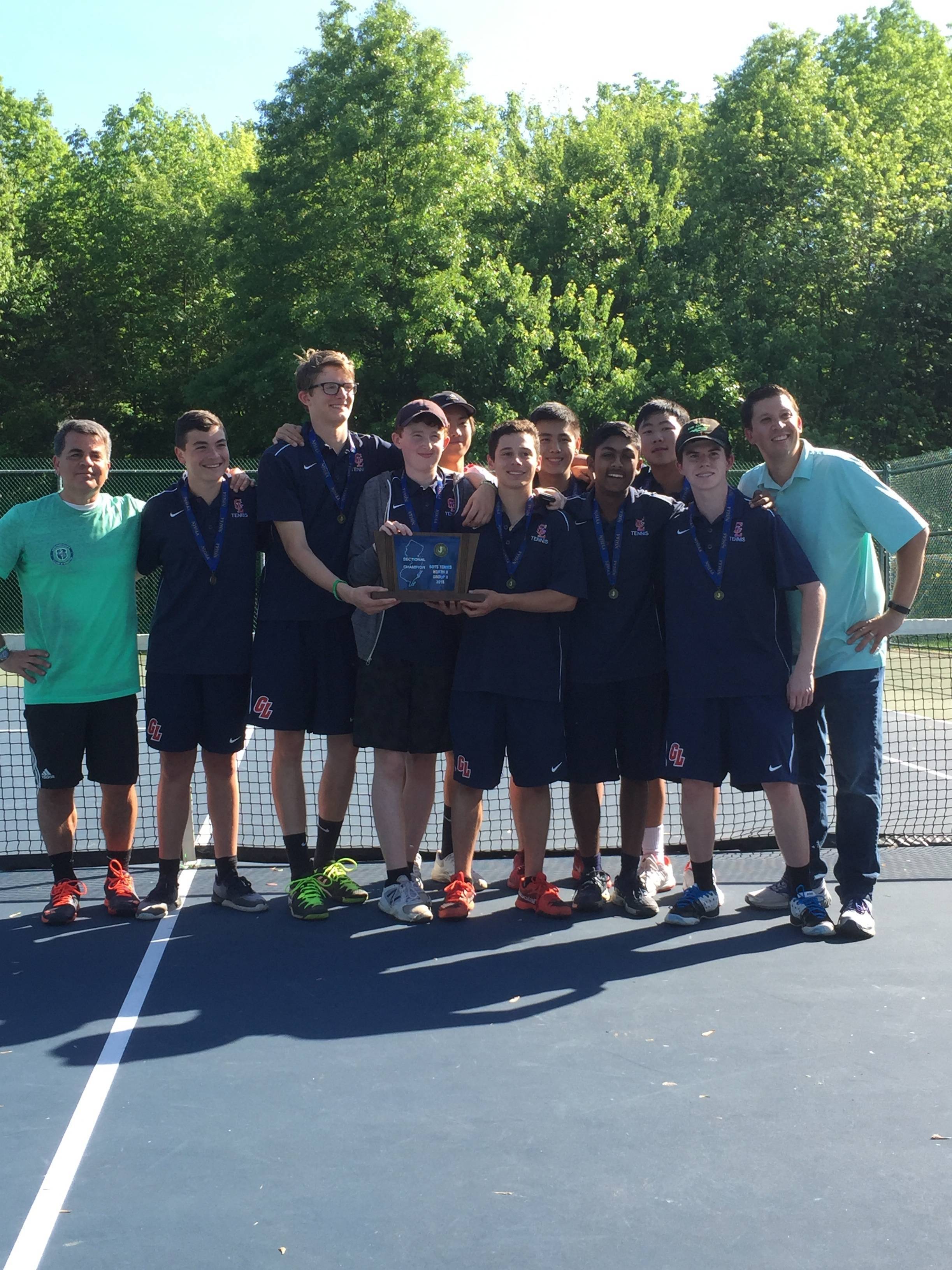 1443eec098f68fa12690_tennis2.jpg