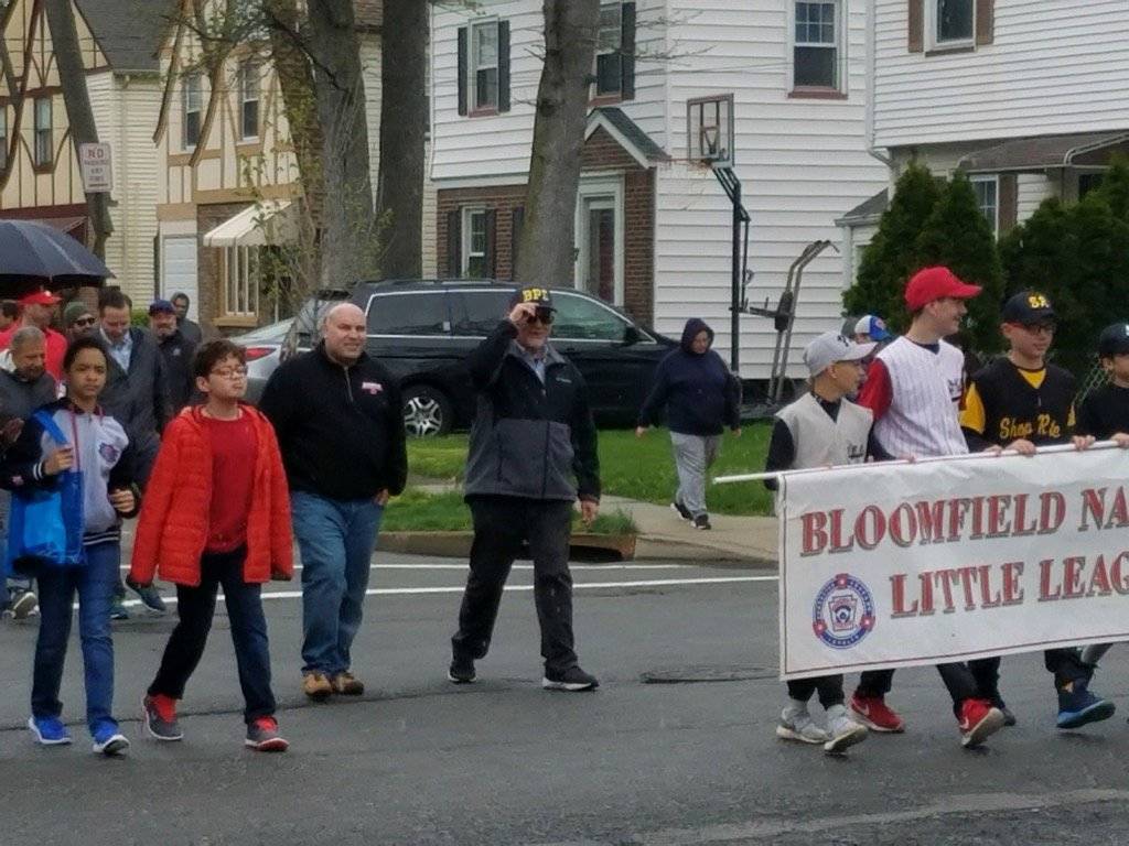 14f7c8094efdc80f6837_Bloomfield_Little_League_Parade_2017_1.jpg