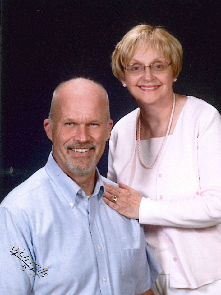 16a2599544324c54b2fb_paul.betty.hanson.photo.crop.jpg