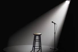 175277a3489d7d3dfd6f_stool_and_mic.jpg