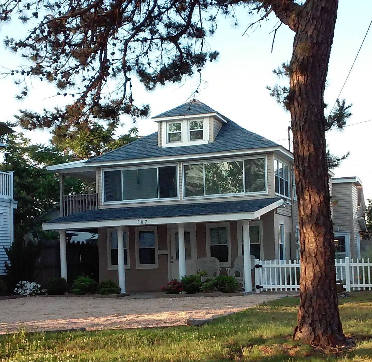 17f91e5033e6b40183e3_belmar207_16th.jpg