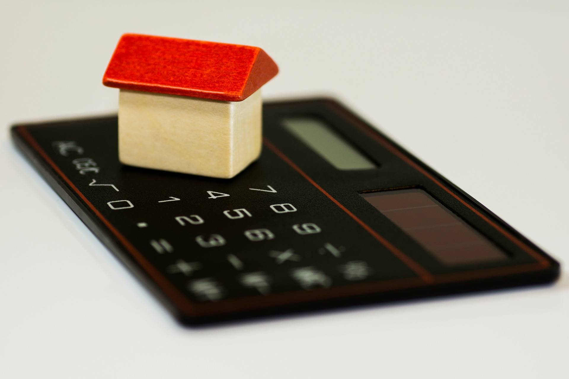 1800de9521db891c73e3_interestratesposthouseon_calculator.jpg