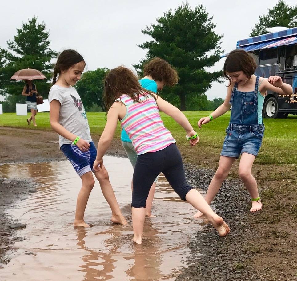 19762df4730c63423681_hillspixsourlandmusicmudpuddle.jpg