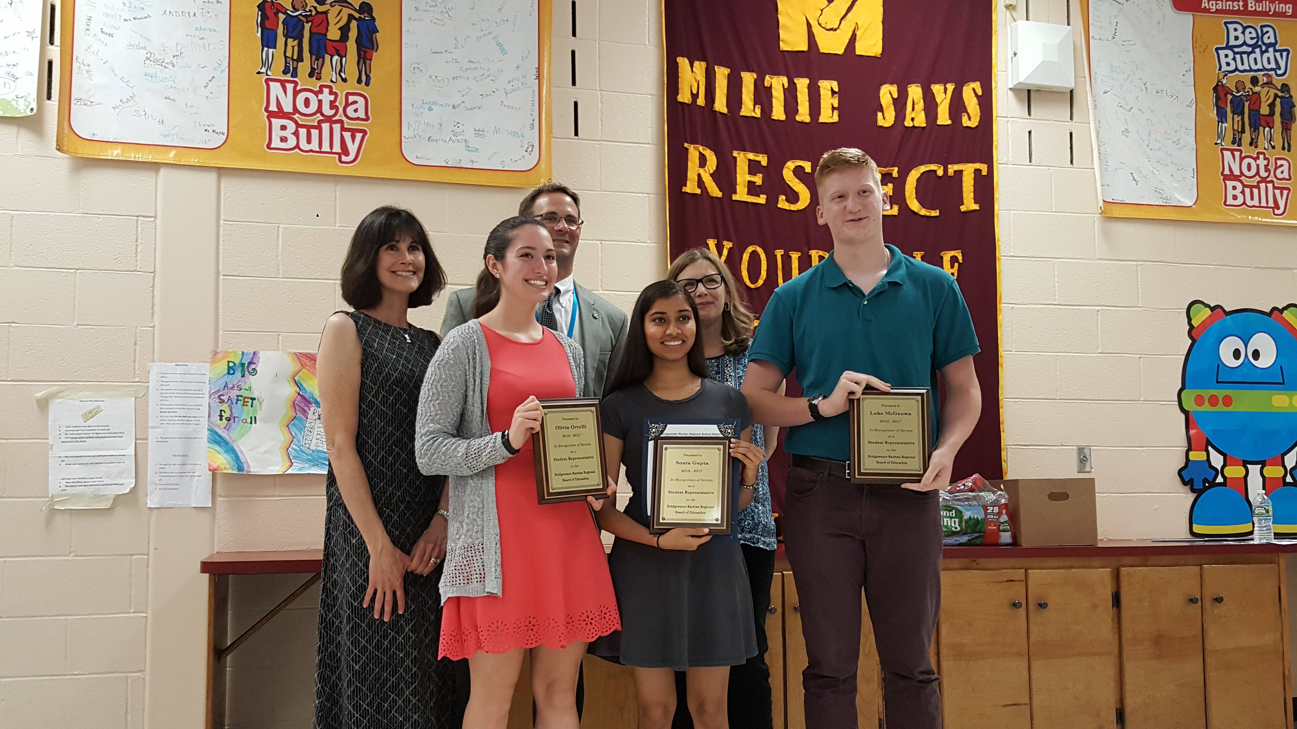 1ce66ec9cbcfa8cf9425_Student_board_reps.jpg