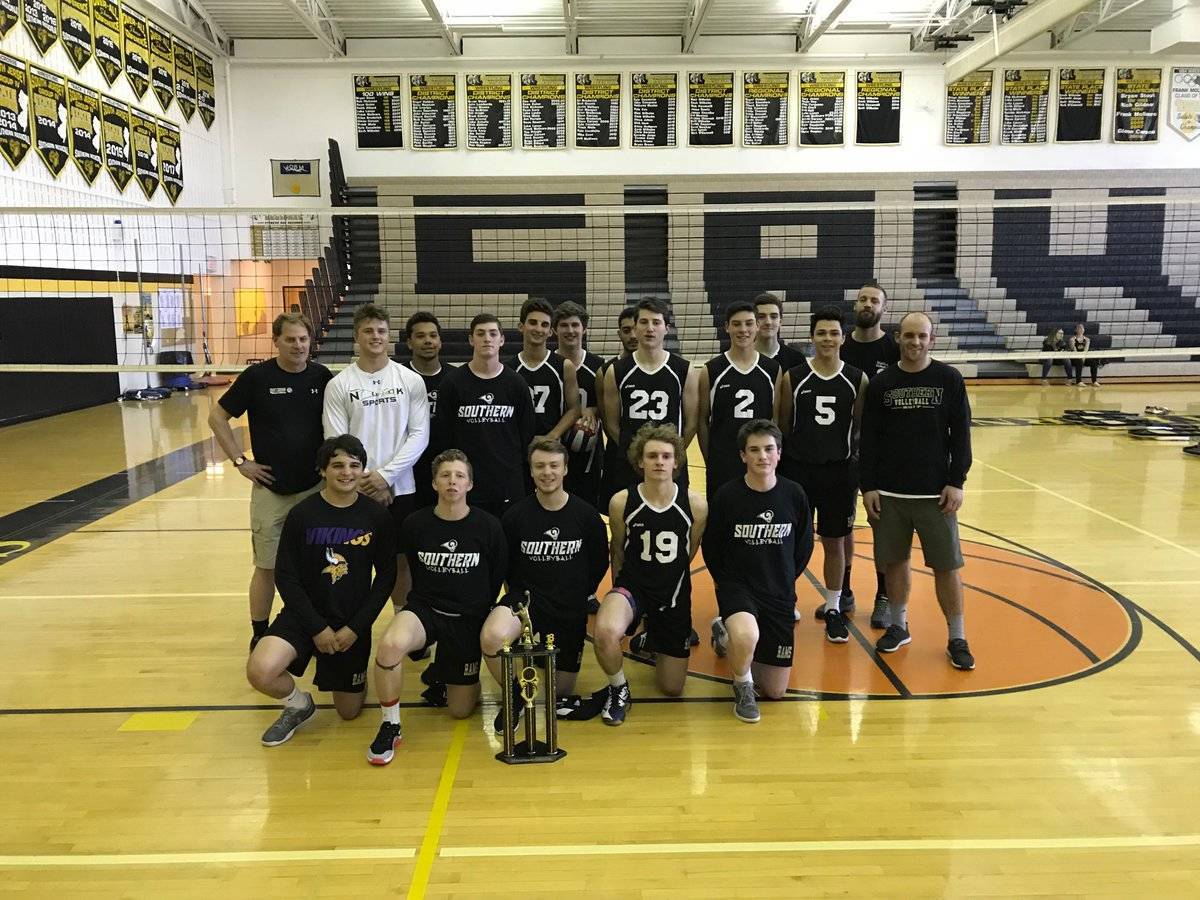 1e12994a039e5623db6e_2018_southern_invitational_champs.jpg