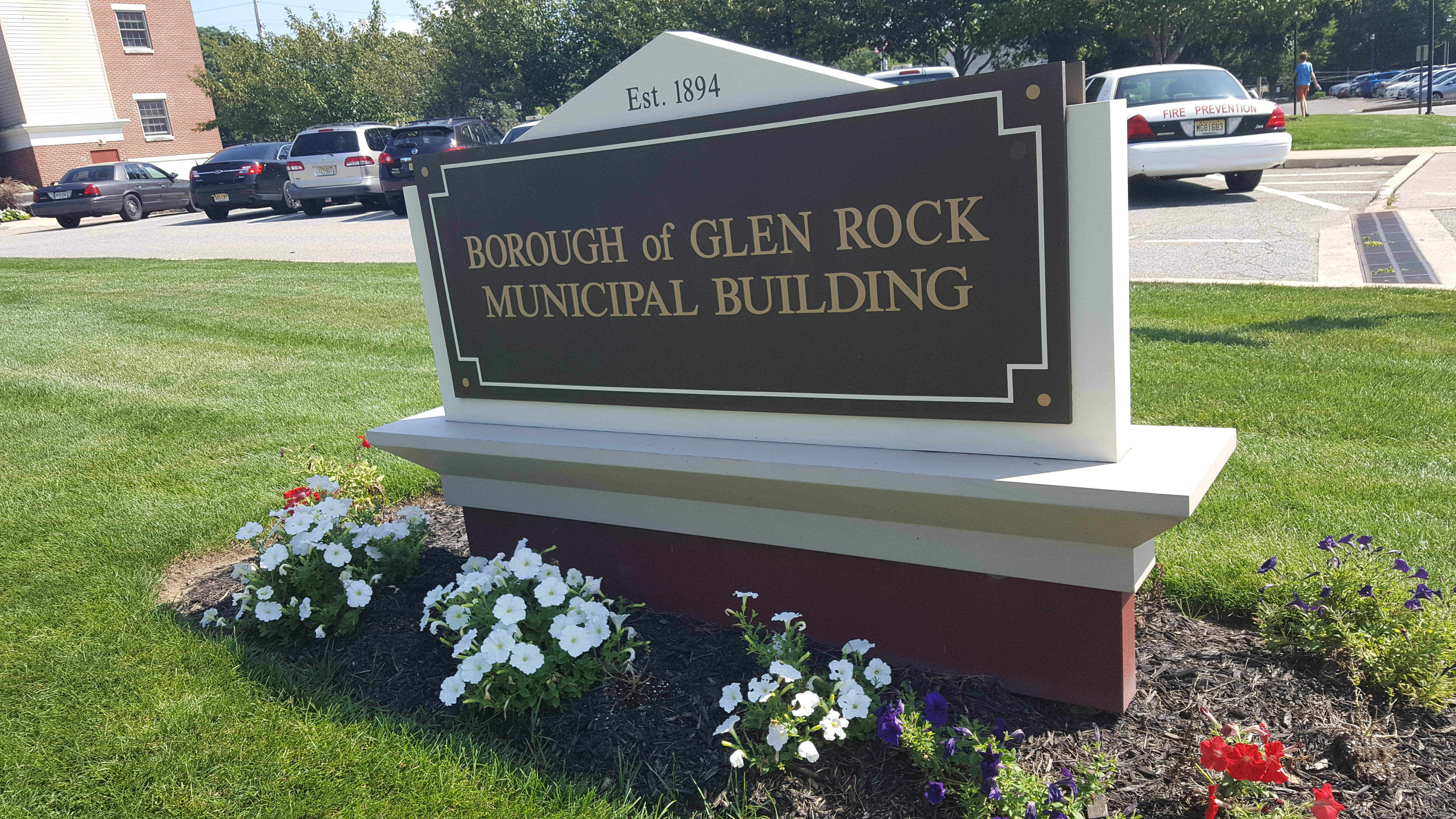 203f53b93e6c20df39a4_municipal_sign.jpg