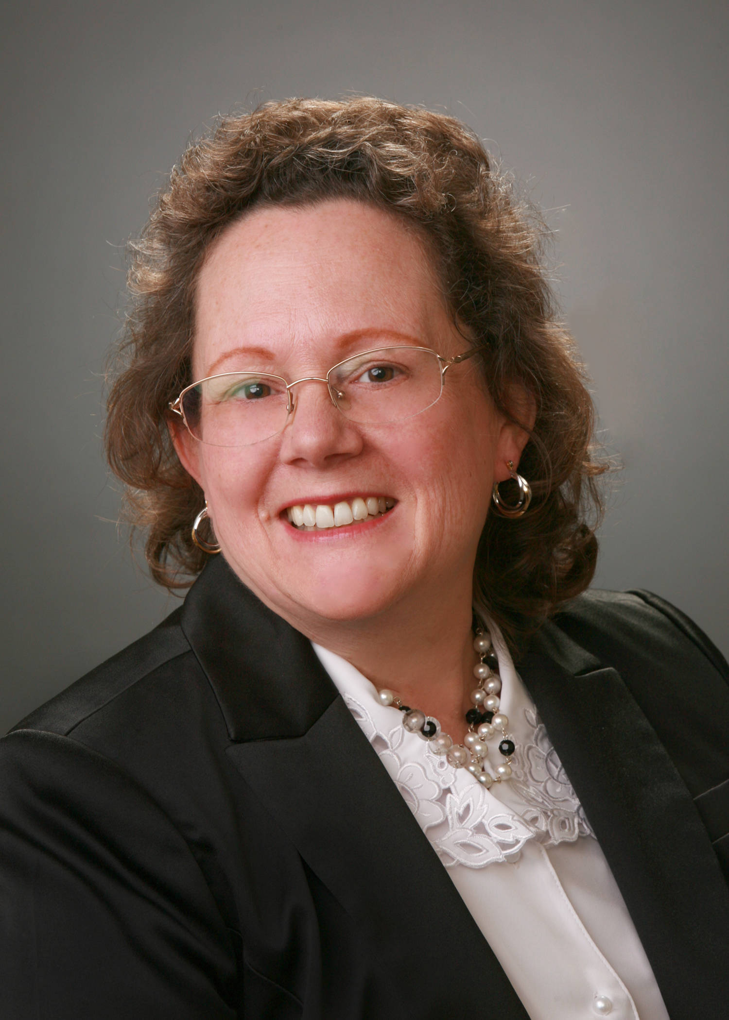 20ecc41da0f46ee8a857_Kim_Forrester_head_shot.jpg