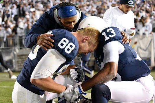 2169c5e570021359ad9b_gesicki_praying.jpg
