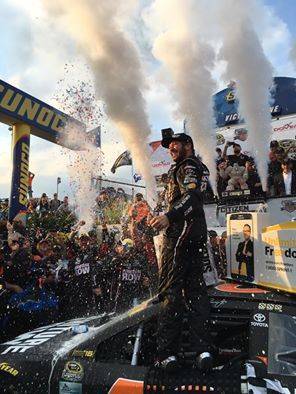 240ac435155d405ec731_Martin_Truex_dover.jpg