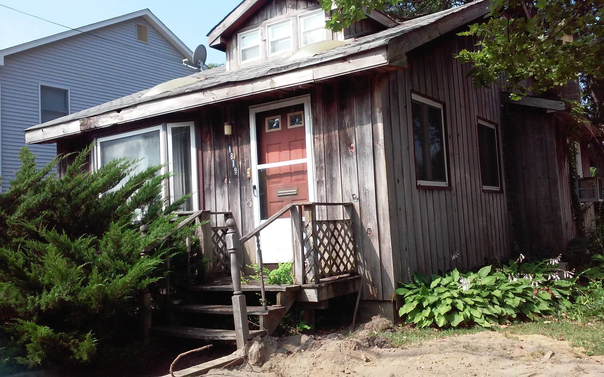 2423fe2795c2890509fc_lakecomo1819briarwood.jpg