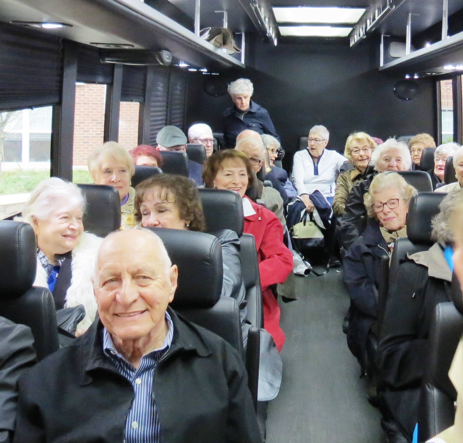 27aedd32d8b47e45dc0c_Lantern_Hill_Symphony_Bus.jpg