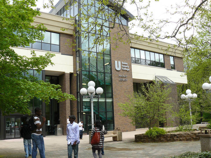 28b2b54207479082d702_7603f519198a284aa1cf_best_crop_df315a47255c7f100f11_Union_County_College_2x.jpg