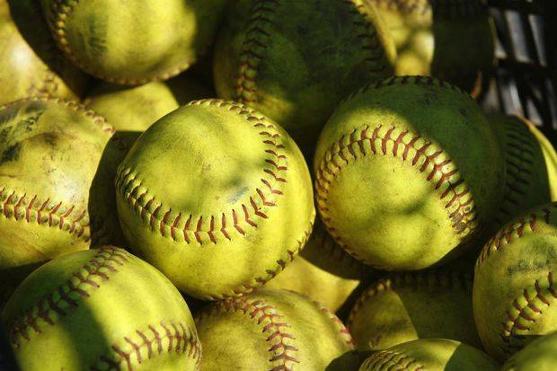 2964437d6ced59b0ad87_softballs.jpg
