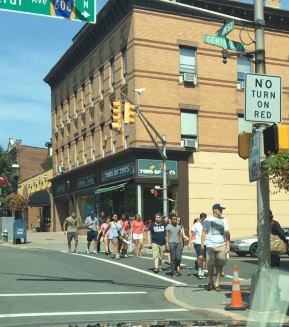 2a6086e2e6c0c2cb2a11_MAD_DowntownMainIntersection.jpg