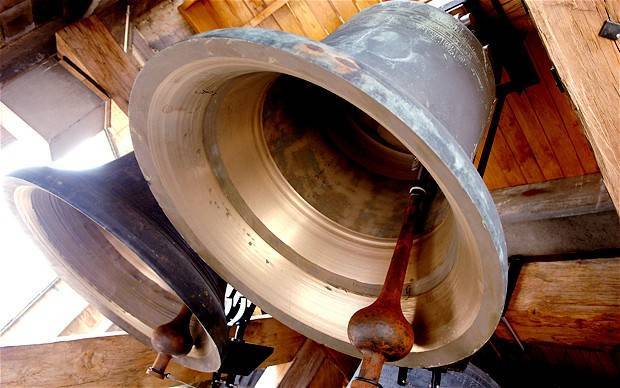 2a6b01d520e45d4c9f75_BELLS.jpg