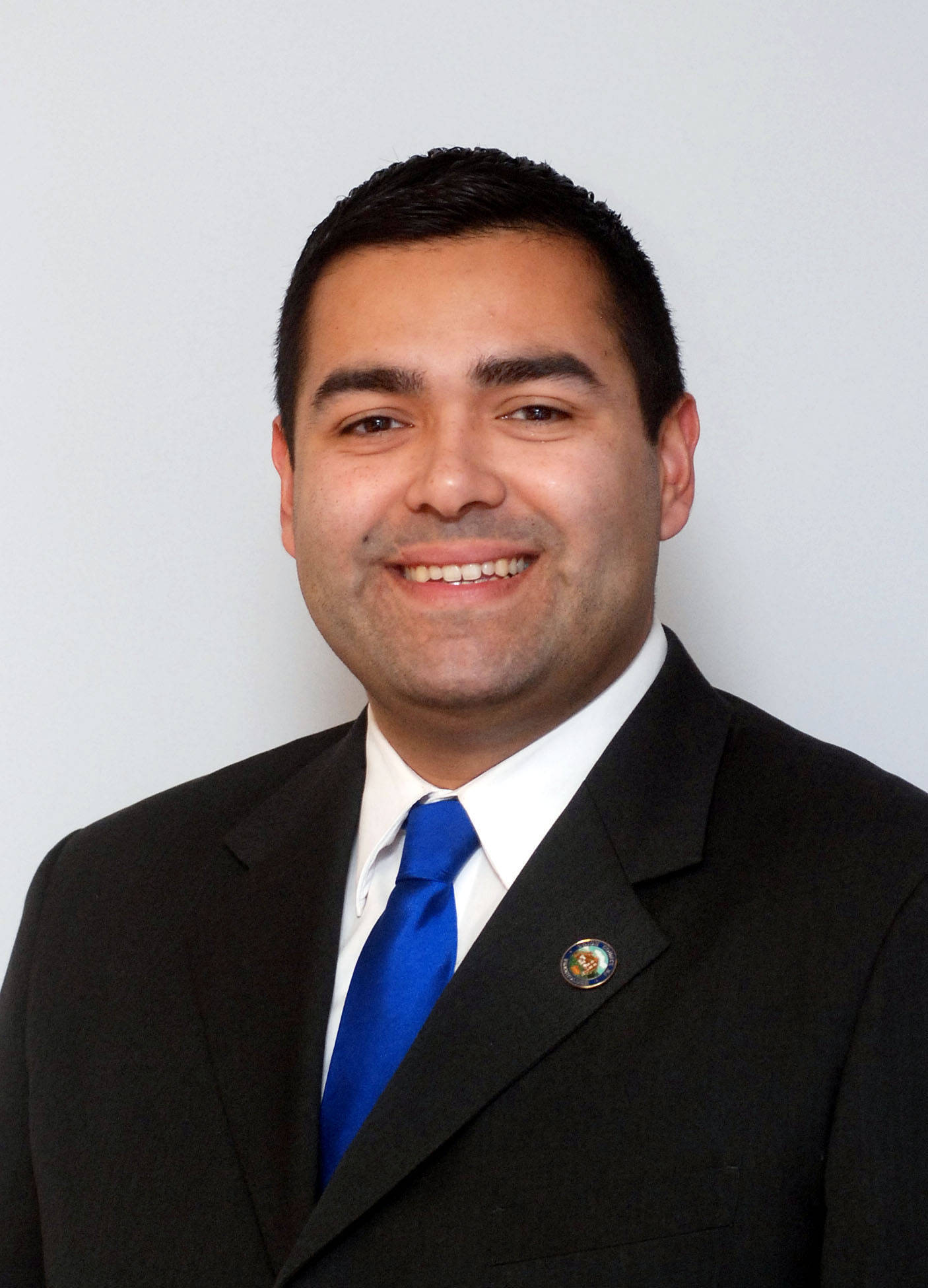2ac0b6ce859784304cf9_Freeholder_Granados.jpg