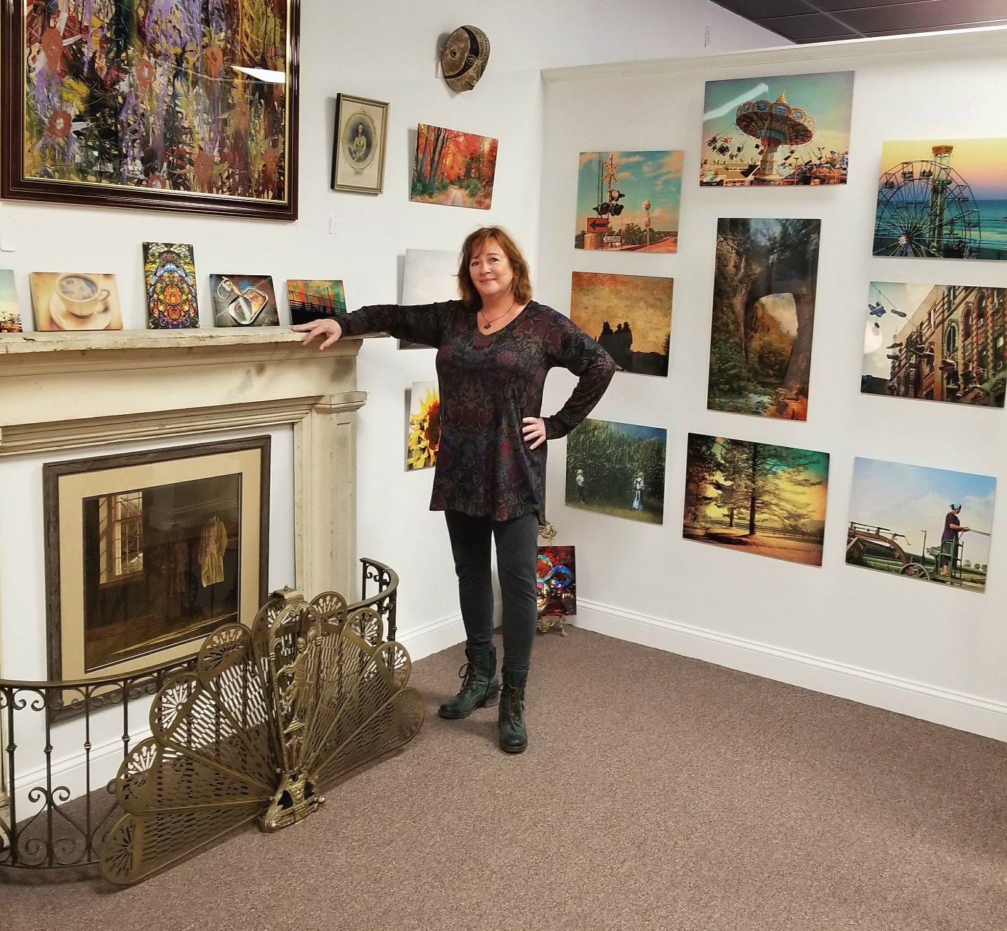 2b53ce3c5329c4ead822_Beth_Ferris_Sale_Gallery_On_Main_Portrait.jpg