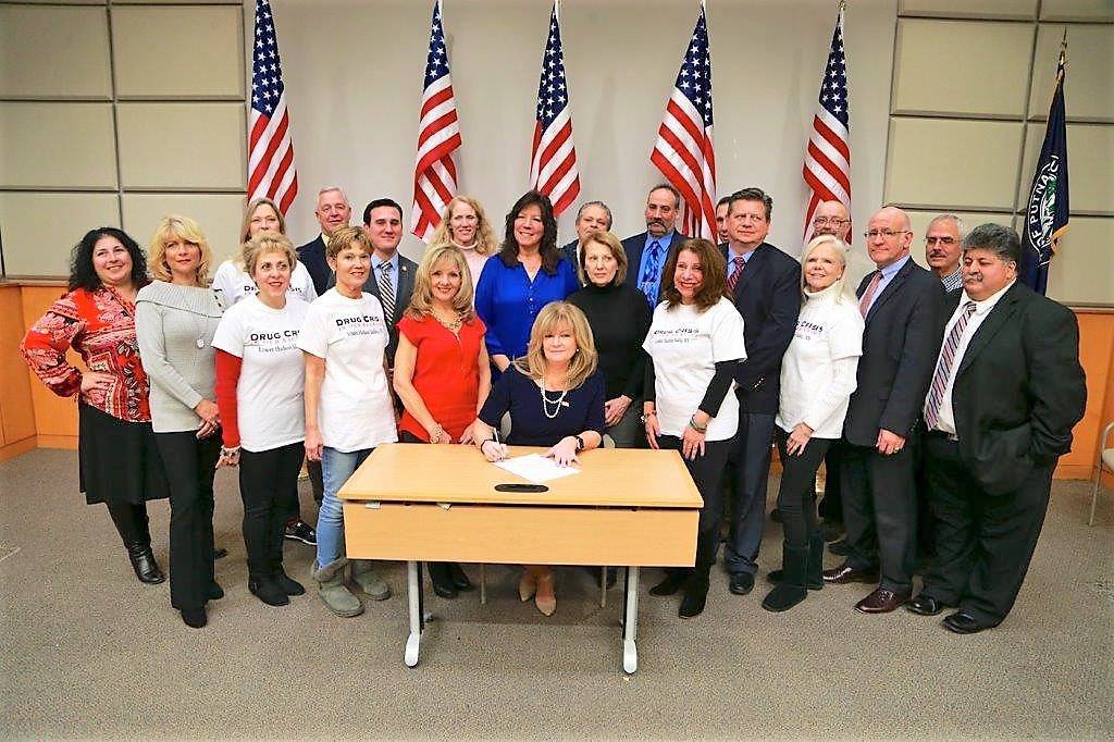 2cc0a45872a64b165980_Putnam-County-Executive-Odell-Signs-Opioid-Lawsuit-Resolution.jpg