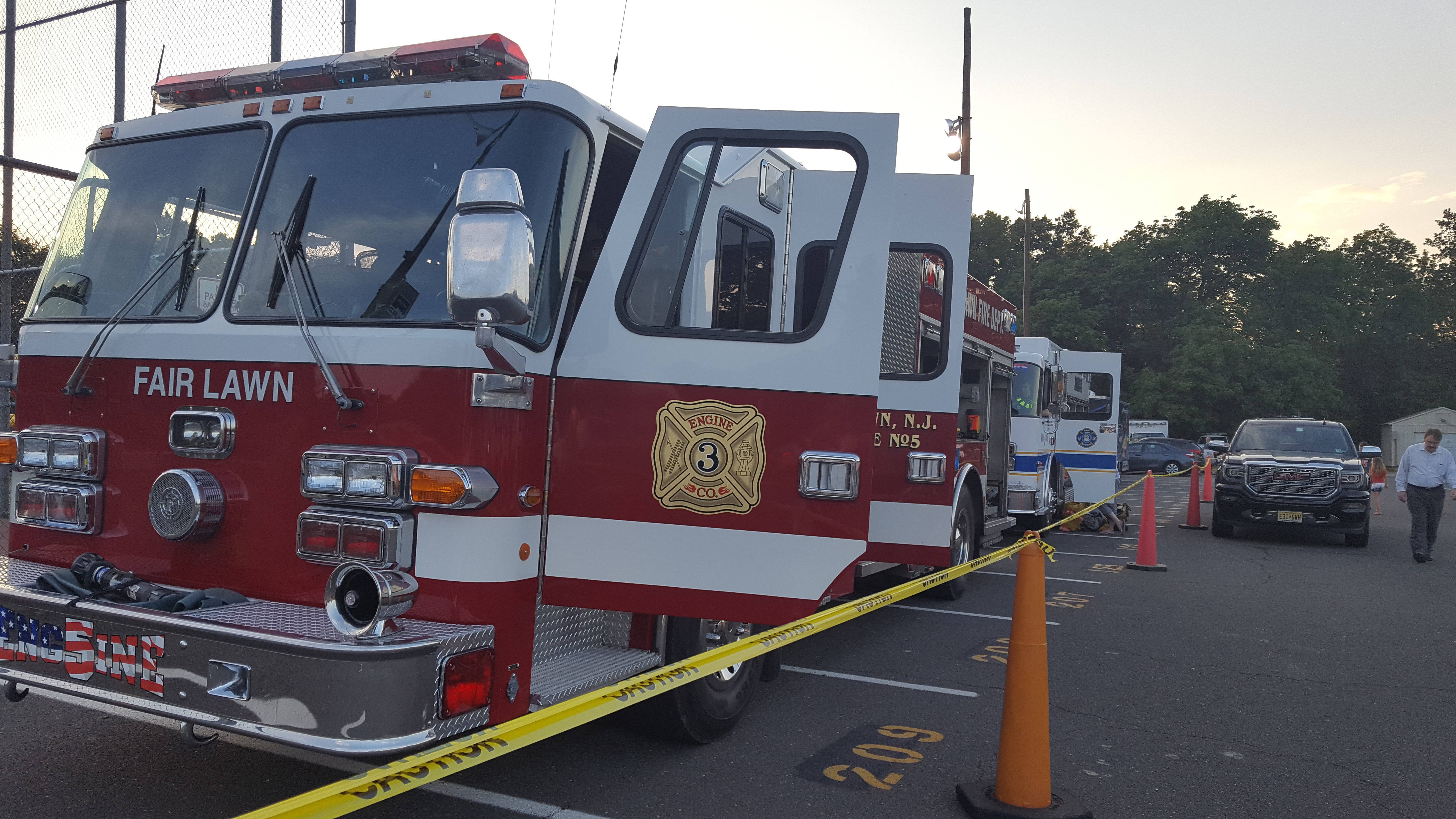 2d70418d6406191409b4_fire_truck.jpg