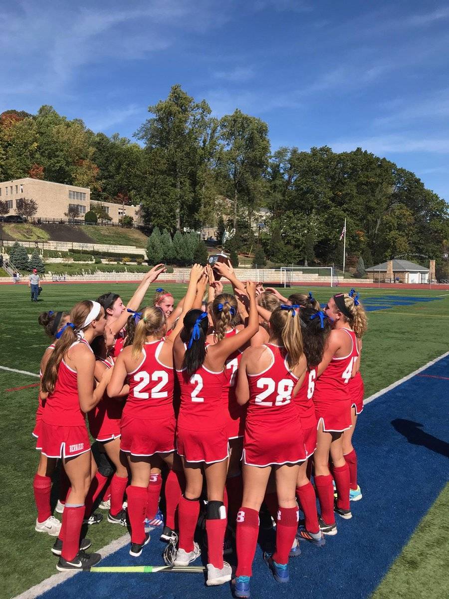 2dfd920c1f66a6c20d50_Bernards_field_hockey_SCT_champs.jpg