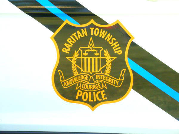 2e033a92d02846403d03_a5b19301529e445fef64_rar_twp_police_2.jpg