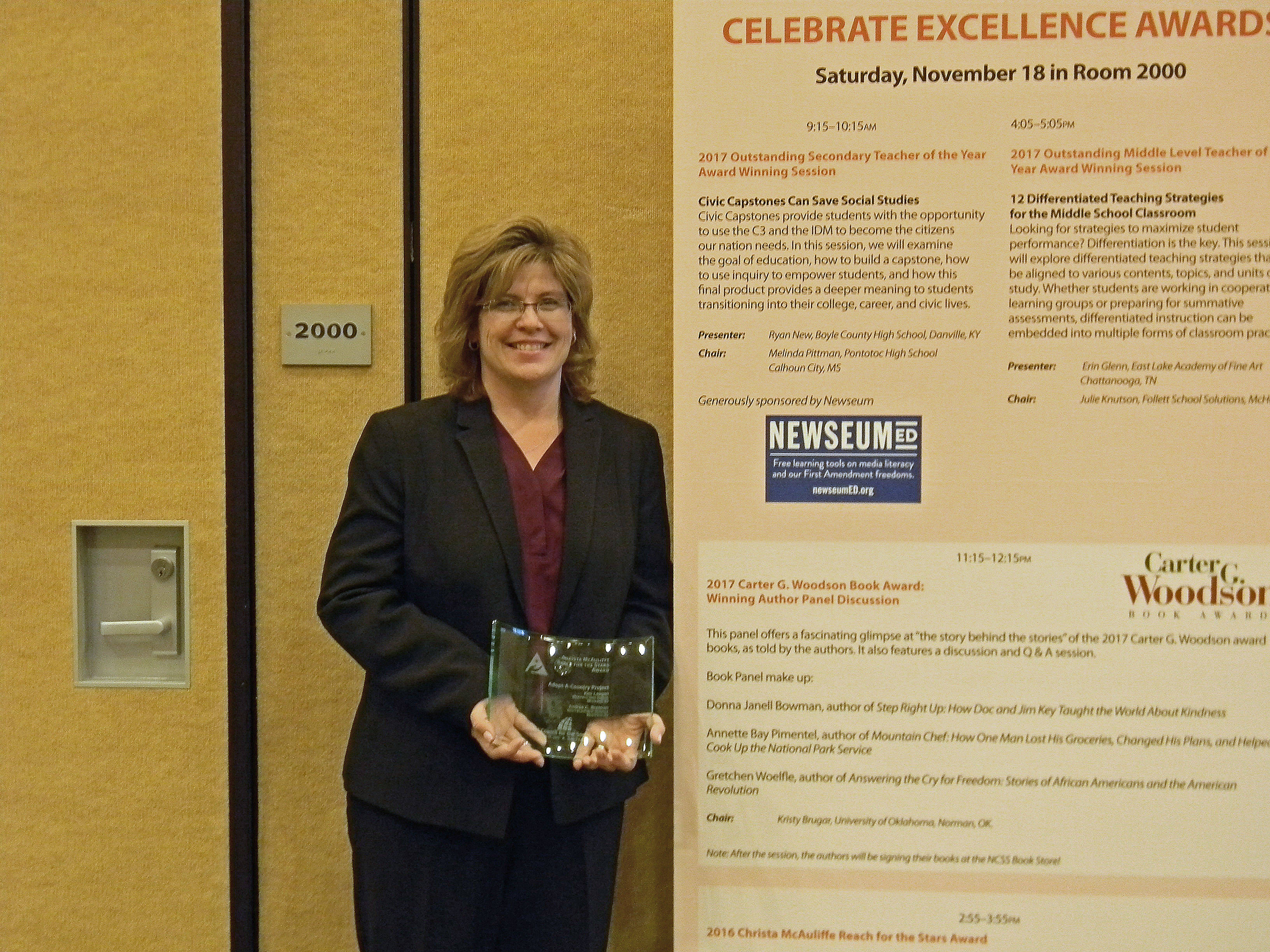 2f927dc52855005402de_Kimberly_Leegan_receiving_Christa_McAuliffe_award.jpg