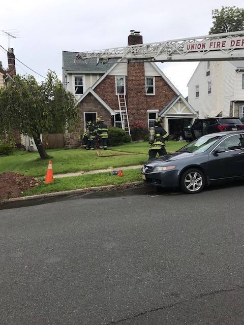 2fe3816711a61fa42fce_27e91799a46e8c457053_larchmont_fire2.jpg