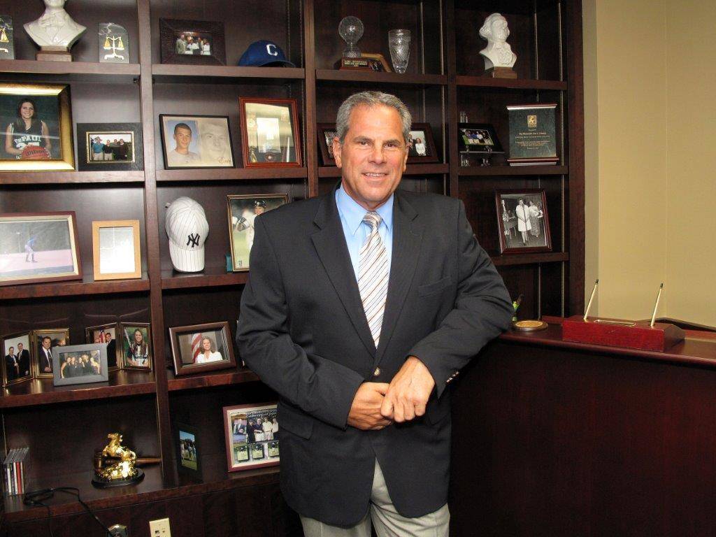 330f7b3faaa03eac168a_NJ_Chief_Judge_Linears.jpg