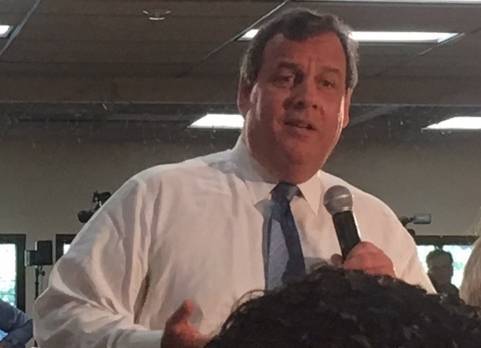 35c0bd6c23d8045cf762_GovChristie2.jpg