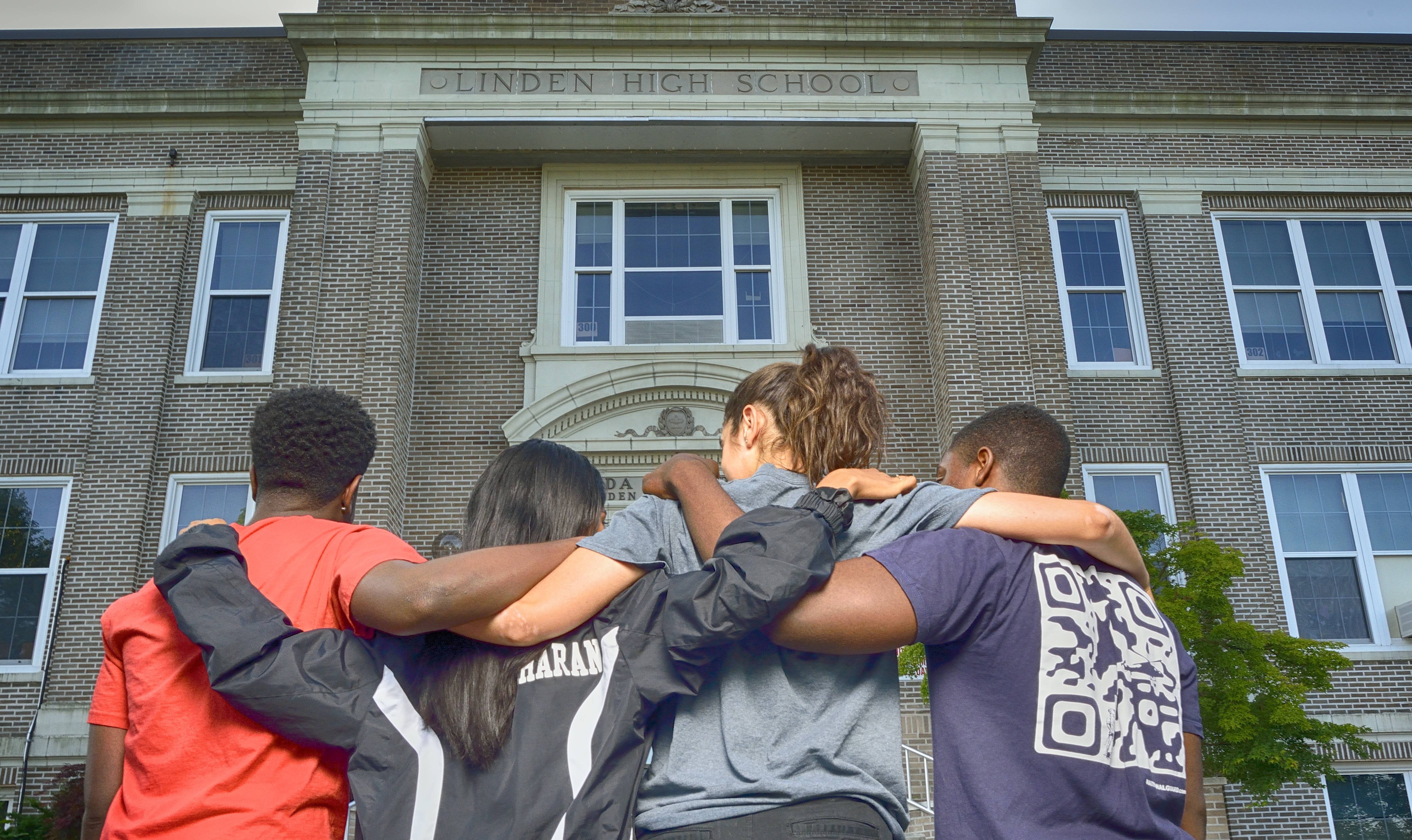3748a50206528bdbf932_Linden_high_school_1.jpg