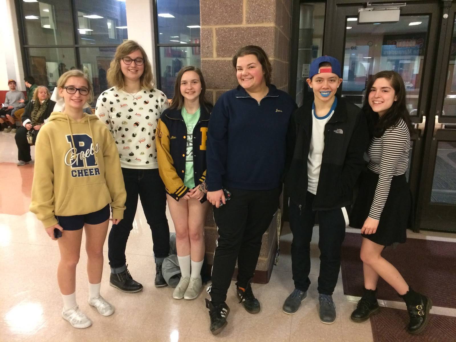 37c30685d8d1096447fc_27b21939a4781e31bf67_Mt._Olive_NAHS_Invitational_Exhibition.jpg