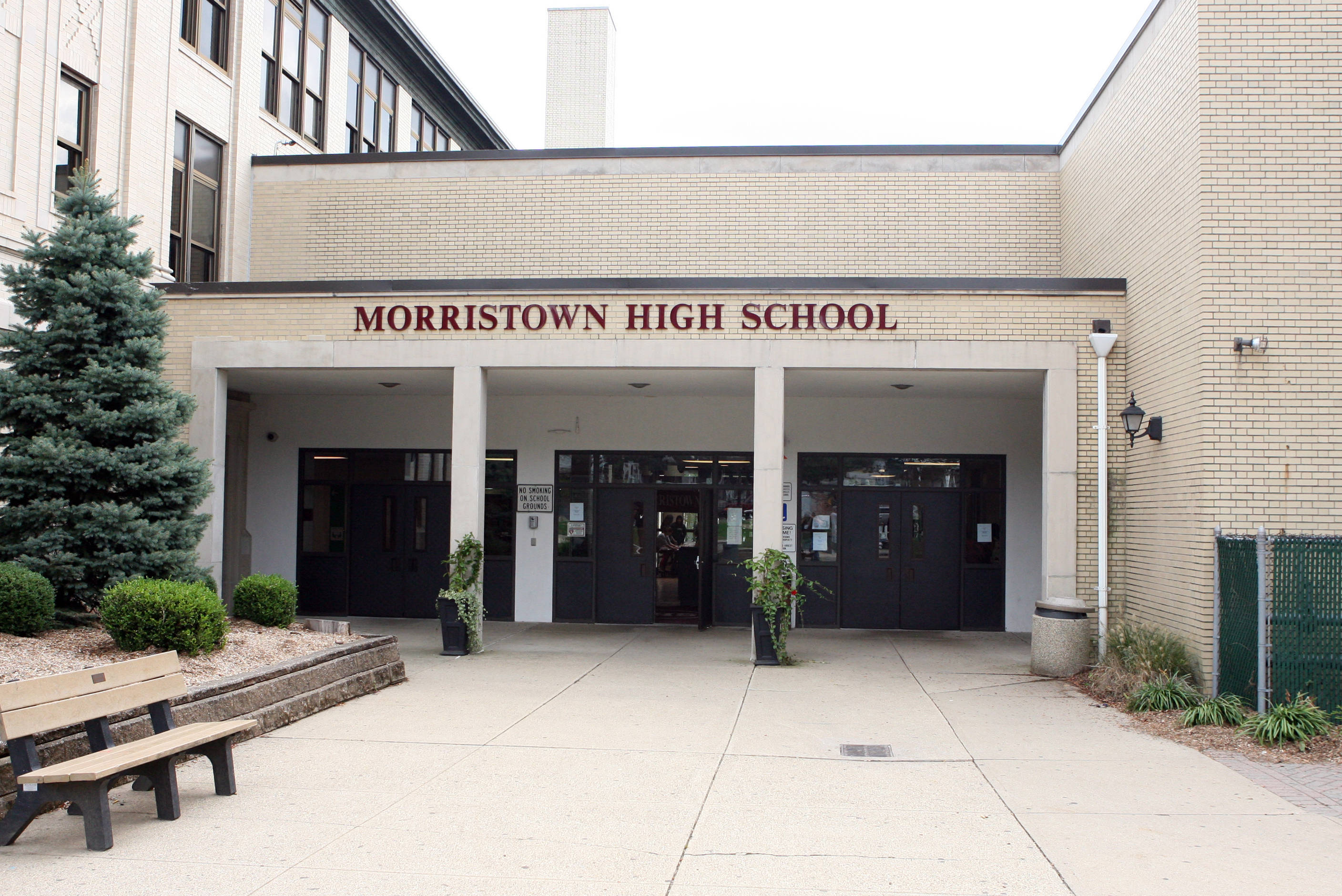 3ab7e56529f2702332f3_MorristownHighSchool.jpg