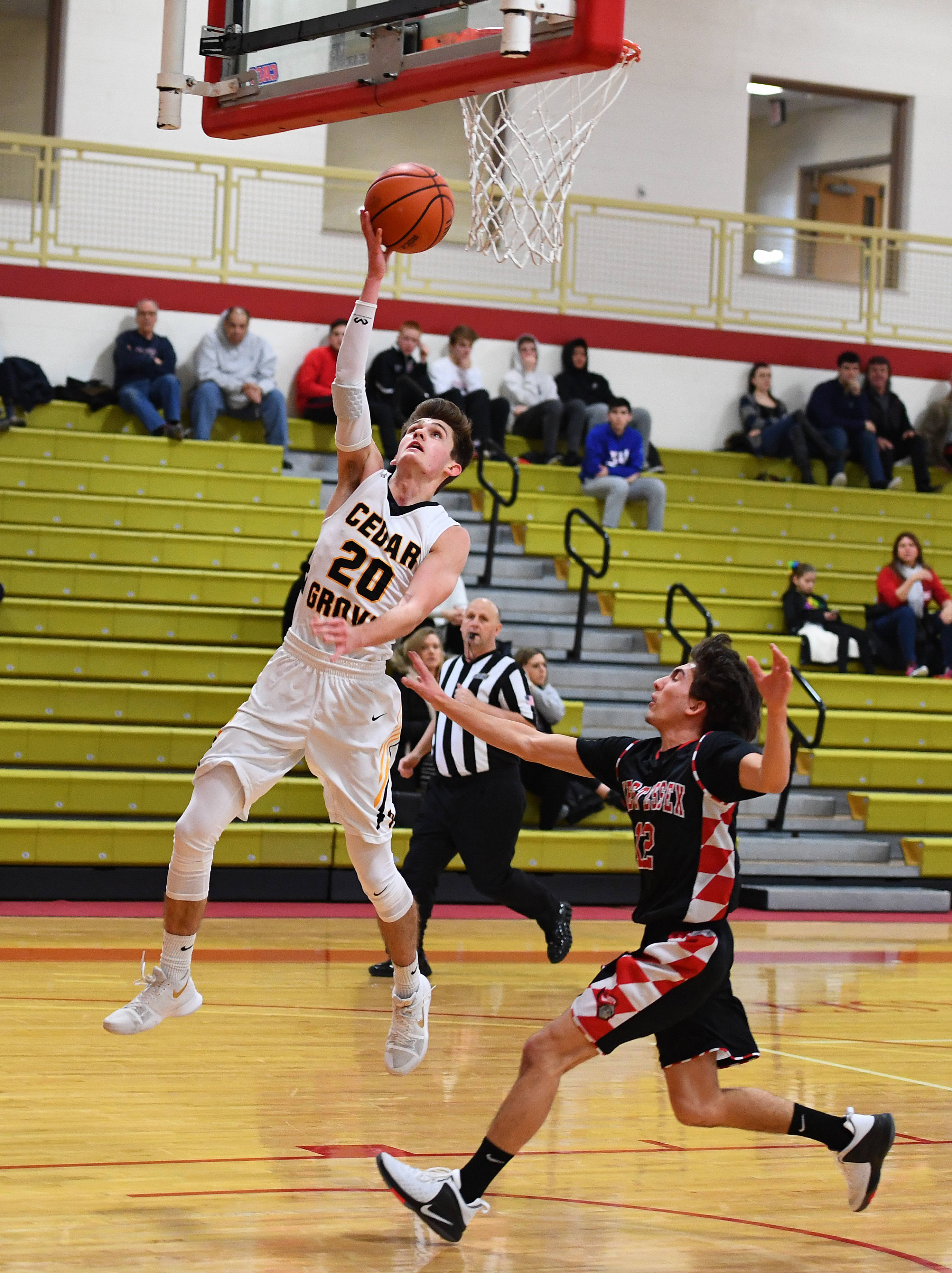3e380116c7502de2ccac_Shane3.jpg