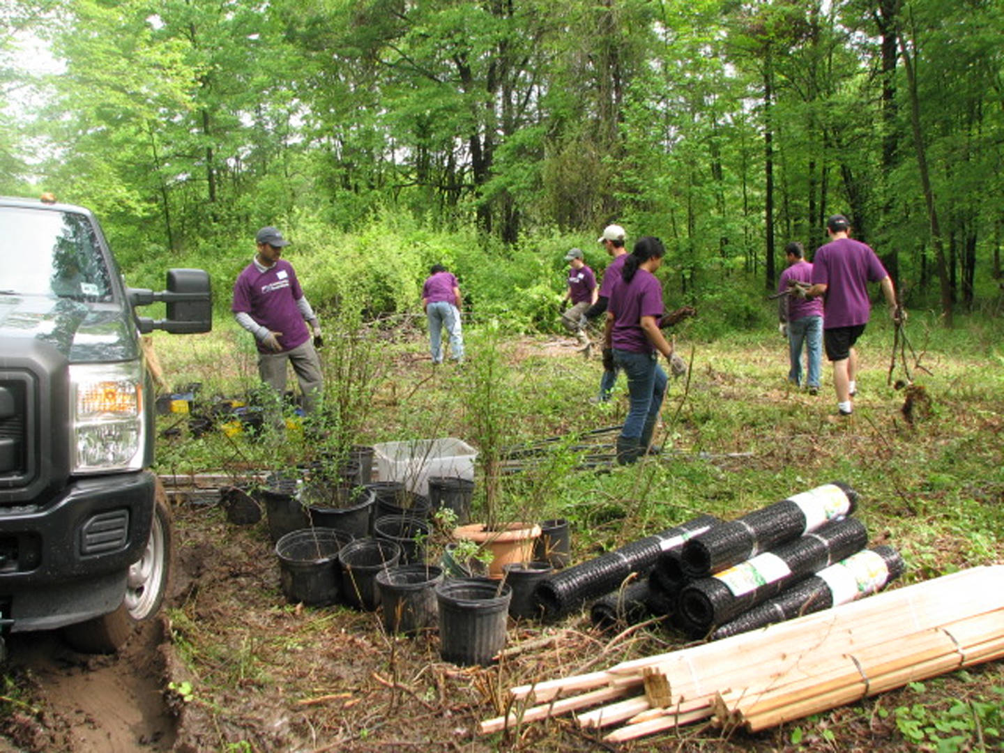 3e5982a0722e2f6a4a09_hillspixsourlandtrailmaintenance.jpg