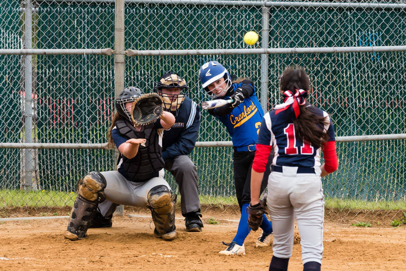 3eae3fab11a6affad43e_Sarah_Gluck_singles_to_left_to_drive_in_Cranford_s_run_-_vs_Cranford_05.07.2017__441_of_745_.jpg