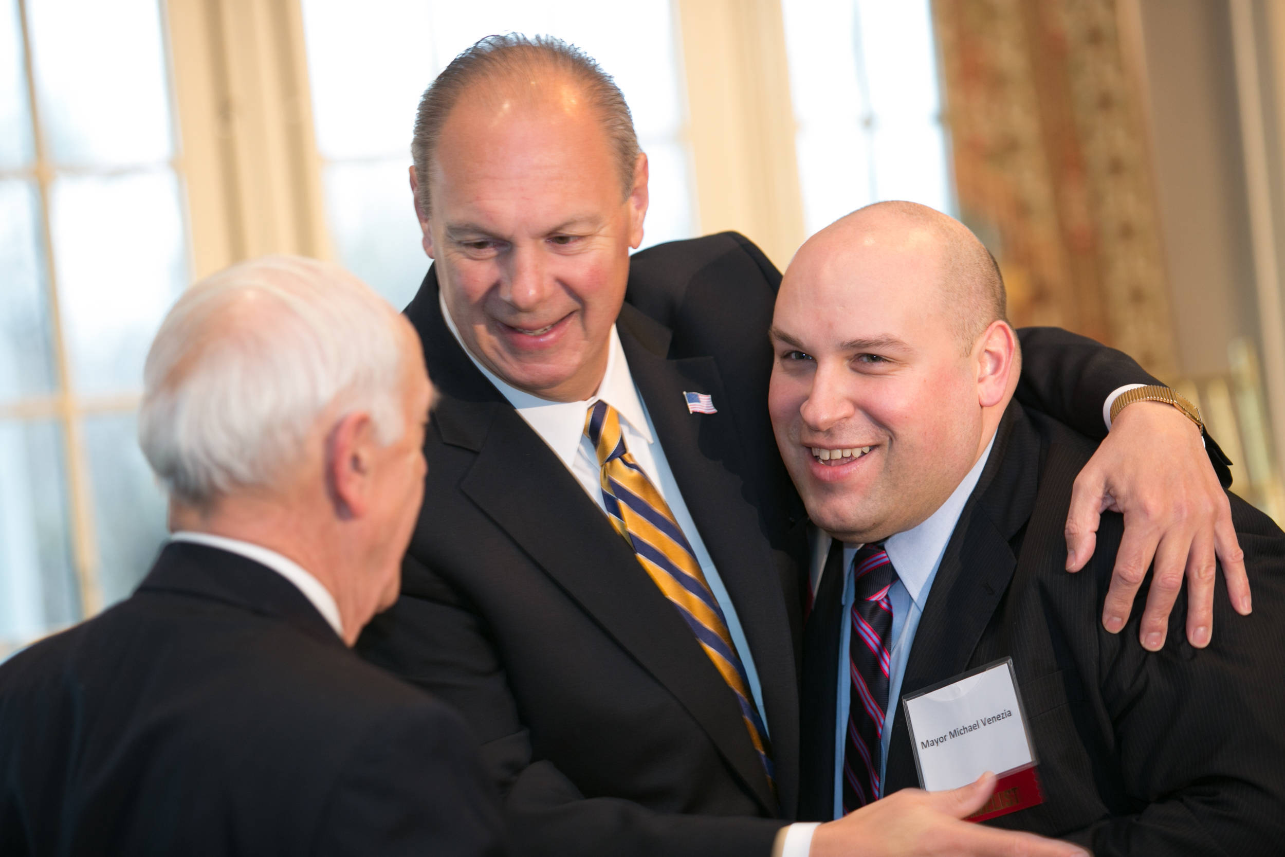 41b581373e9d57c9ec5a_Meet_the_Mayors_2017_2.jpg