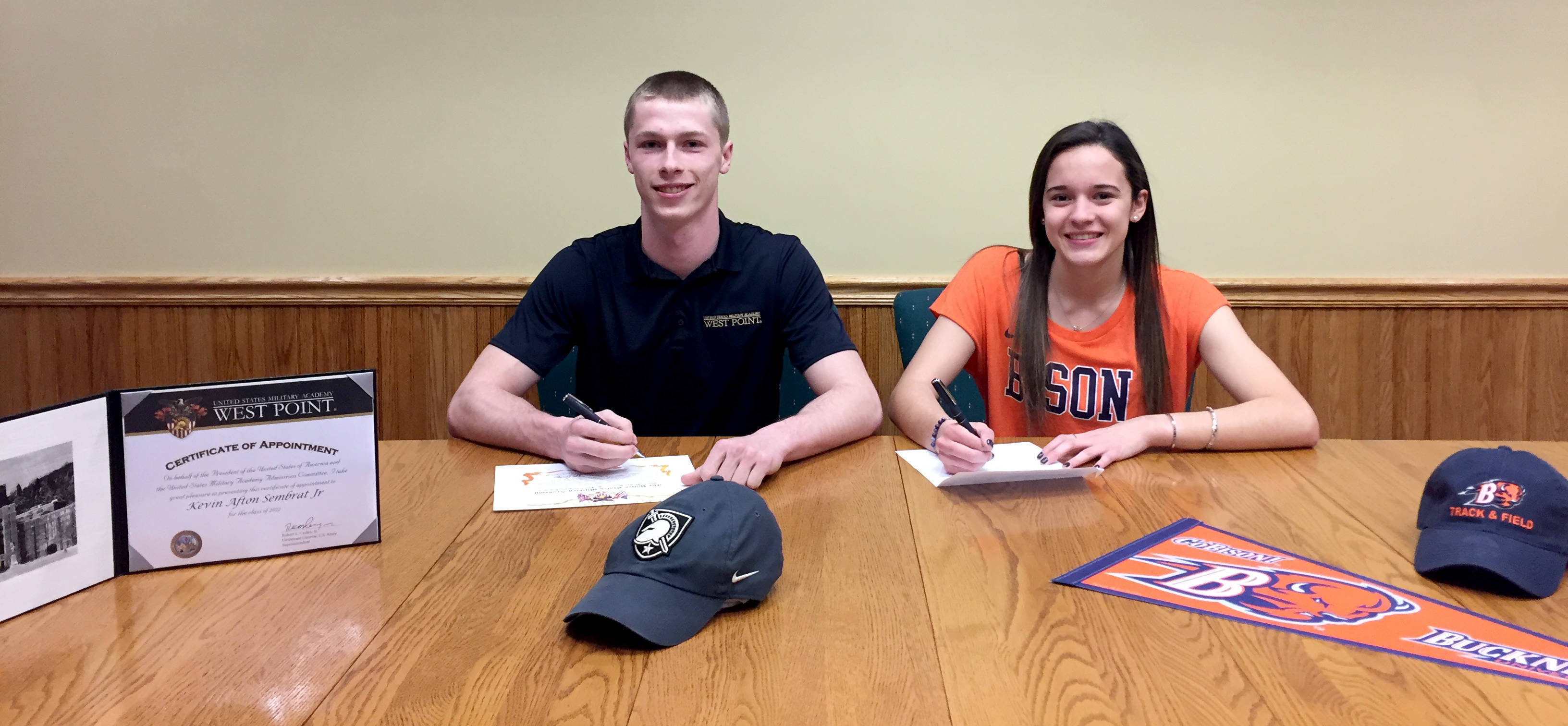 42d2b9c64944d675278e_c3d6dcf8d6c2e7311f3a_Kevin_Sembrat_and_Karly_Forker_sign_letters_of_intent.jpg