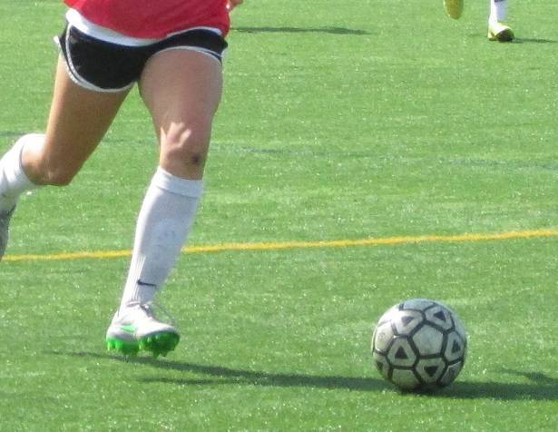 436e5cee2d8a330969da_girls_soccer_generic.jpg