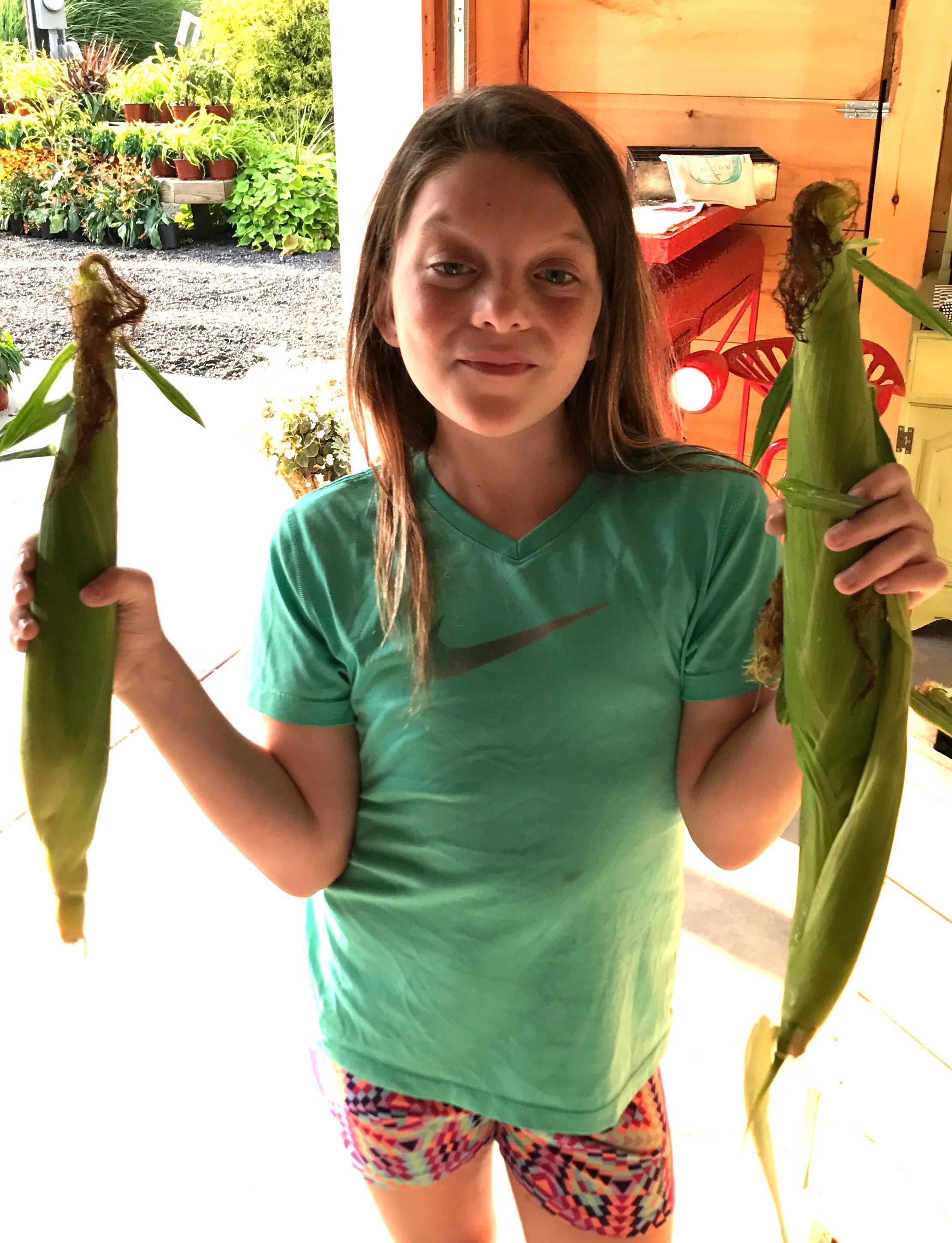 447aa46b7dd2f19f7ad5_Large_Corn_Season_with_allie_-_Edited.jpg