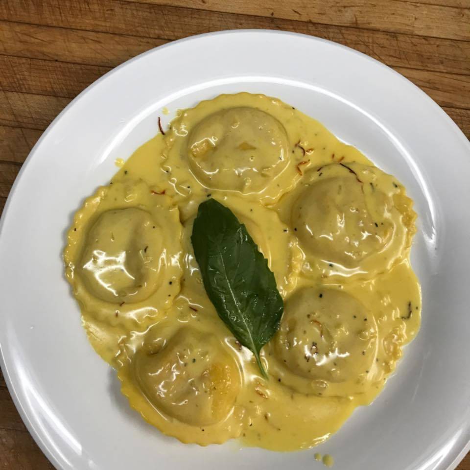45abb3fd71a6ae1bc7c5_b361be3696bed74f2ec9_lobster_ravioli_Dolce.jpg