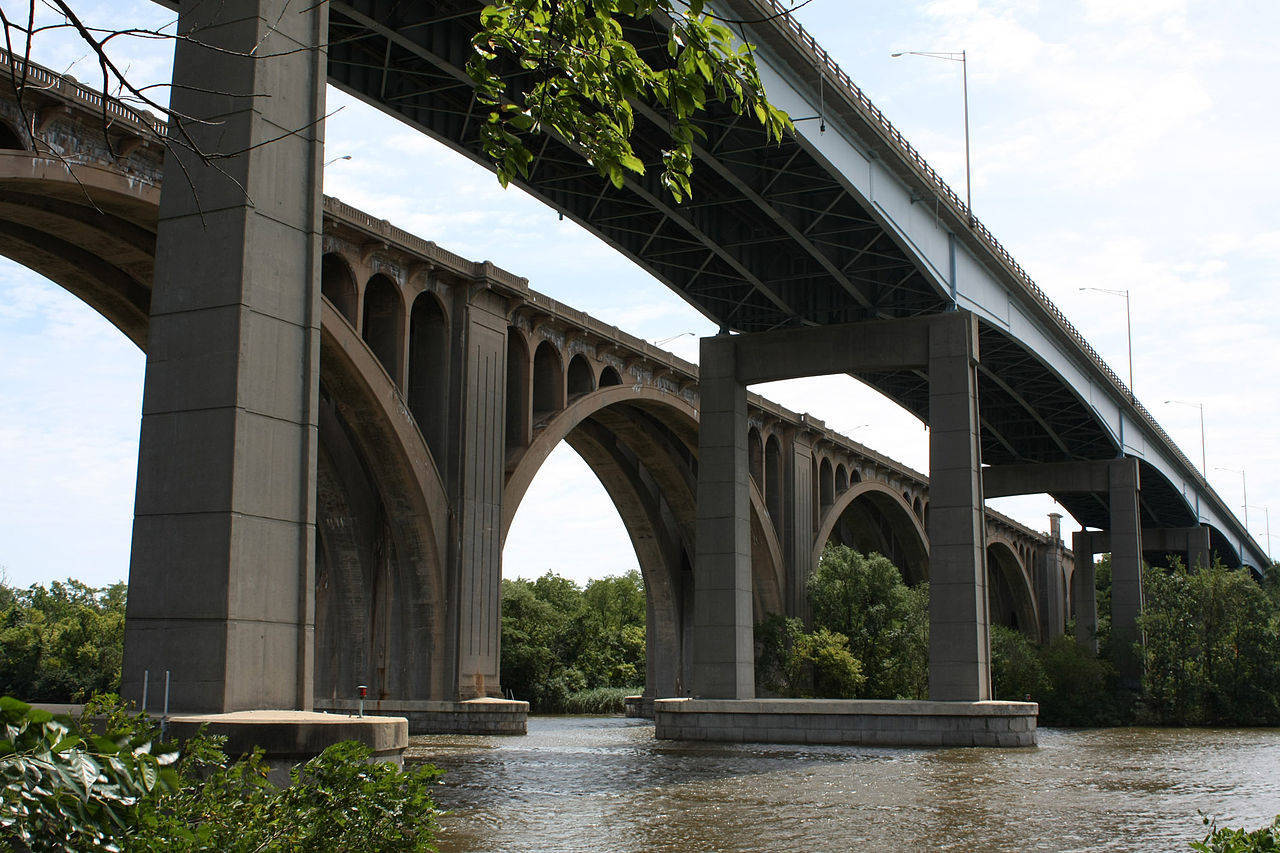 462f0fe26a8379c34e2a_1280px-GoodkindBridges.jpg