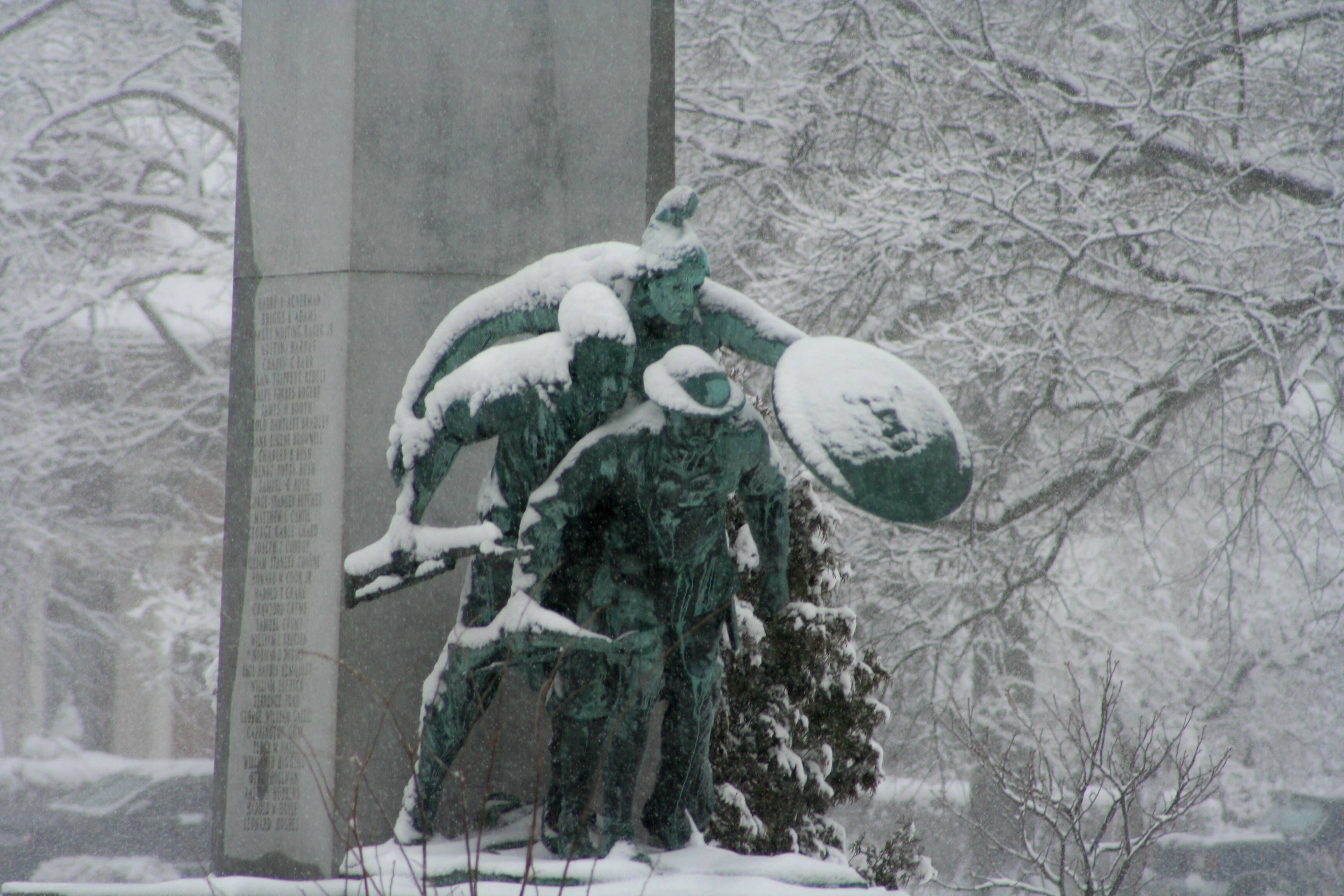 4760e38739240ed088c7_Snowday_at_Edgemont_Memorial_Park_Monument.jpg